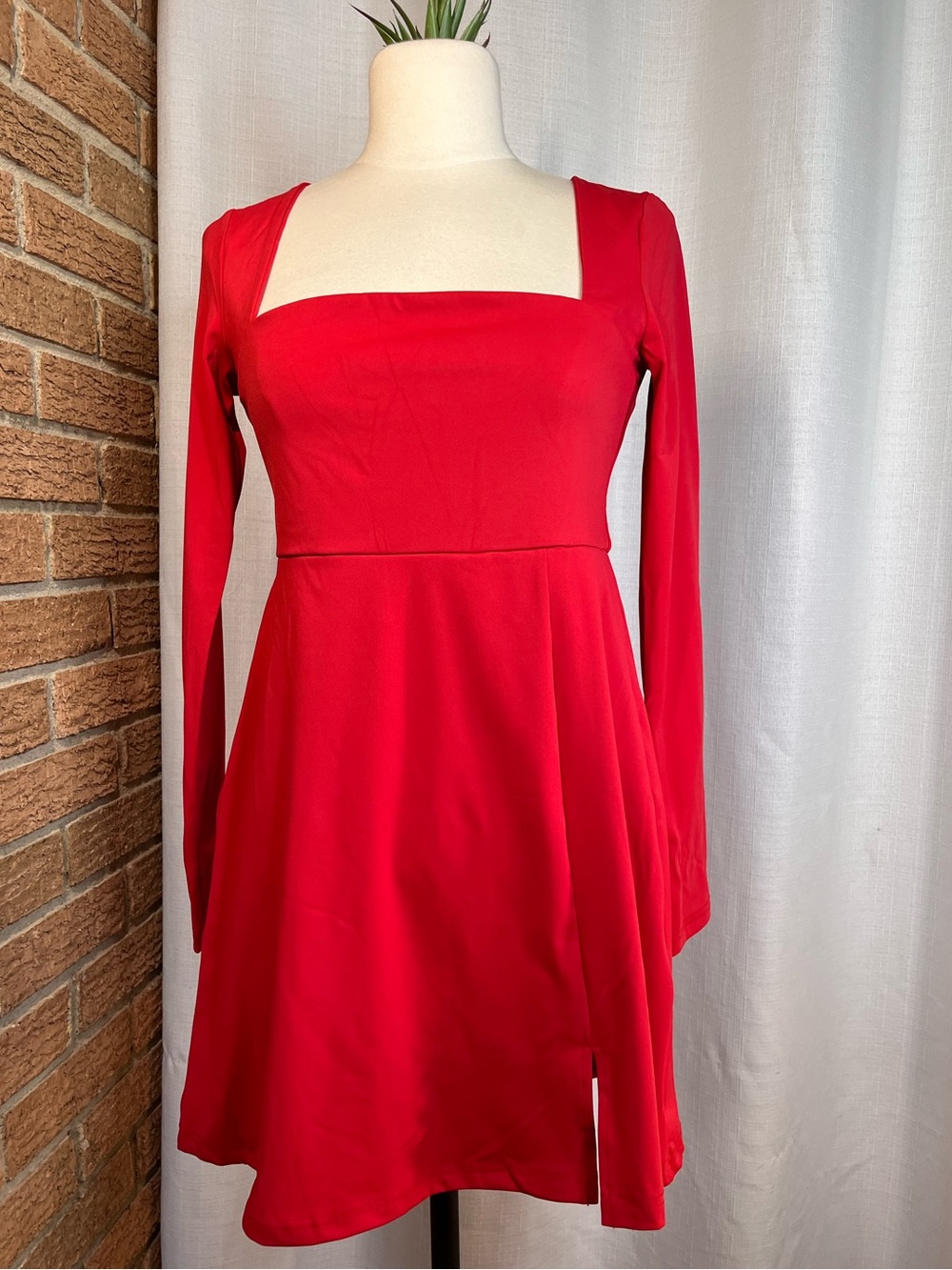 HYZ Red Long Sleeve Activewear Dress Built In Shorts Small NWOT